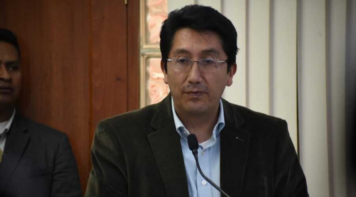 René Luis Delgado Aguirre, gerente de la Caja Nacional de Salud (CNS).