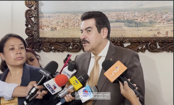 Manfred niega ofrecimiento a Dunn