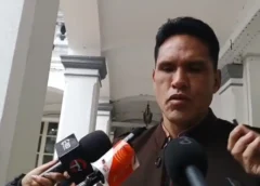 Sucre: Concejal evista denuncia que proyecto de planta de tratamiento de basura no tiene Derecho Propietario || El concejal denunció tambíen que el ejecutivo municipal solicitó un crédito de más de 35 millones para una empresa llamada La Recoleta, la cual "se ha formado después de la adjudicación al término de los 2 días".