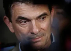 Poppe a Paz: «Más despreciable que el en3migo es el tr4idor» || “(Paz) no era ajeno a los sectores hoy sublevados. Bailaba, comía y hasta farreaba con ellos. En cada preste o entrada folclórica les prometía cielo, mar y tierra”.