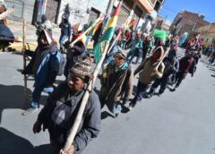 Campesinos toman distancia de la COB y ratifican el bloqueo nacional de caminos || Túpac Katari instruye reforzar bloqueos en las 20 provincias de La Paz; Salazar advierte: “No se van a levantar, se está masificando”