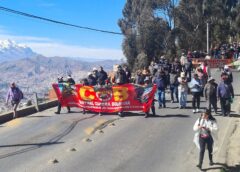 Masiva marcha de obreros y campesinos toma el centro de La Paz y asedia al gobierno || La protesta tuvo el refuerzo de medio millar de campesinos del norte de Potosí