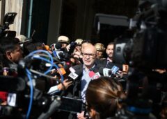 Gobierno pone trabas a la liberación de presos políticos y COB ve que se entorpece la negociación || La mañana de este jueves el ministro de la Presidencia descalificó el pliego obrero por los pedidos, entre ellos el cumplimiento de promesas electorales.