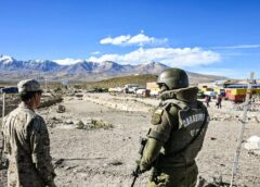 Expulsan a cinco militares bolivianos que entraron ilegalmente a Chile || "Por ahora" no serán imputados.