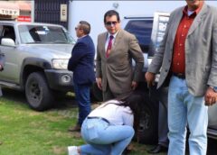 Diputado chuquisaqueño en el centro de la crítica por hacerse amarrar los «watos» || "Mientras mayor sea el cargo, más humildes tenemos que estar", sostuvo Cazasola